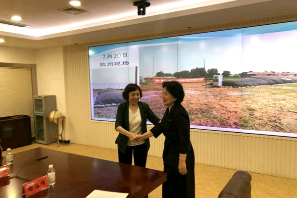 納米膜好氧發(fā)酵堆肥技術(shù)研討會在山東青島成功舉行 納米膜好氧發(fā)酵堆肥技術(shù)研討會在山東青島成功舉行